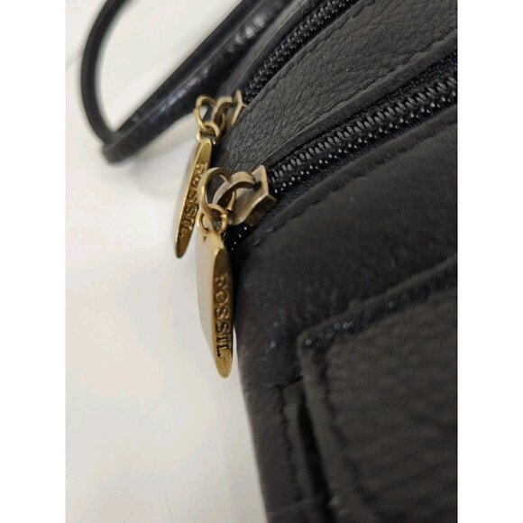 Fossil Leather Crossbody Passport Travel Bag Black Vintage Belt Loop 5.5x7x1 - Picture 4 of 6